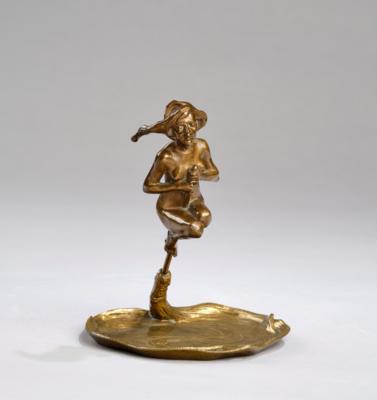 M. Hiller, a brass bowl with a broom-riding figure - Jugendstil e arte applicata del 20 secolo