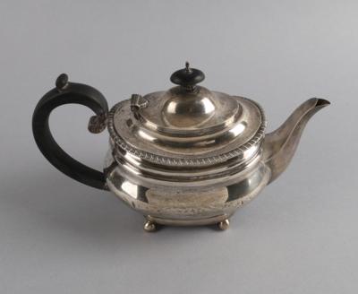 Mappin  &  Webb Londoner Teekanne, - Silver