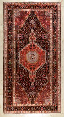 Tuyserkan Teppich, ca. 350 x 179 cm, Westpersien, Ende 20. Jahrhundert - Kunst & Antiquitäten