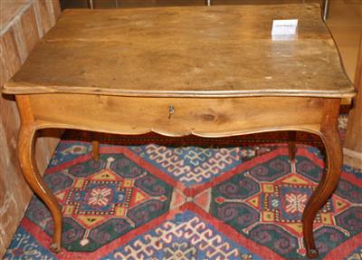 Provinzieller rechteckiger Tisch, - Arte e antiquariato