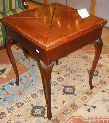 Spieltisch Holz furniert gebeizt, - Antiques and art