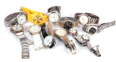 12 verschiedene Armbanduhren - Kunst, Antiquitäten und Möbel