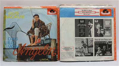 29 Singles - Vintage radios and rare vinyl recordings