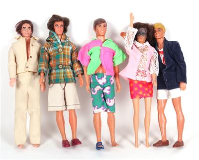 1 Barbie, 4 Ken - BARBIE meets KEN