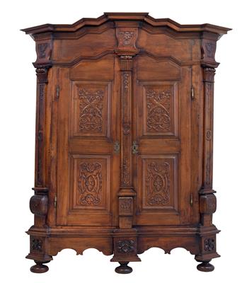 Provinzieller Barockschrank, - Gioielli