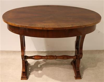 Ovaler Tisch im BiedermeierStil, - Kunst, Antiquitäten und Möbel