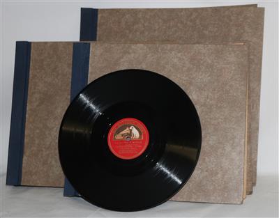 104 Schellacks - Historic entertainment technology and vinyls