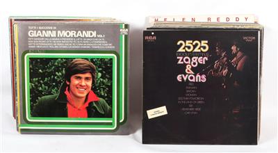 68 LPs verschiedene Interpreten und Stilrichtungen, - Historic entertainment technology and vinyls