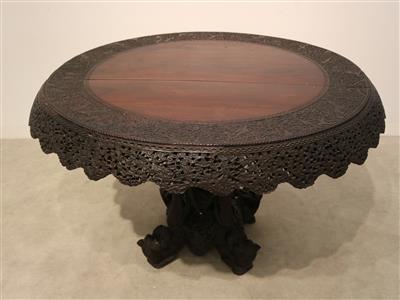 Runder Tisch in asiatischer Art, - Antiques and art