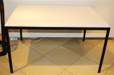Esstisch / Tisch aus der TAngle Serie, - Design Sale