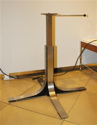 Tischgestell im Stile von Osvaldo Borsani, - Design