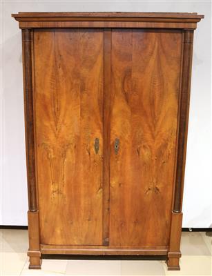 Großer Biedermeier Garderobeschrank, - Kunst, Antiquitäten und Möbel