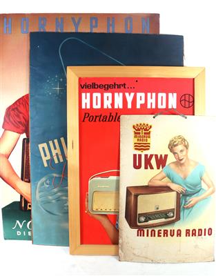 Konvolut (4 Stück) Reklamematerial, - Historic entertainment technology and vinyls