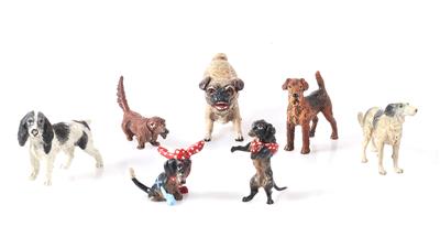Konvolut 7 Tierfiguren "Hunde" - Umění a starožitnosti