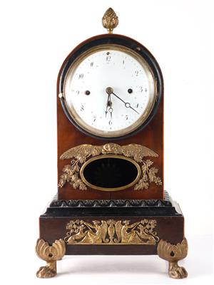 Frühe Biedermeier Kommodenuhr