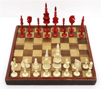 Exquisites Schachspiel aus der 1. Hälfte des 19. Jhs. - Kunst, Antiquitäten, Möbel und Technik