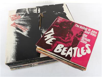 14 LPs - Technik, Handys, historische Unterhaltungstechnik und Schallplatten