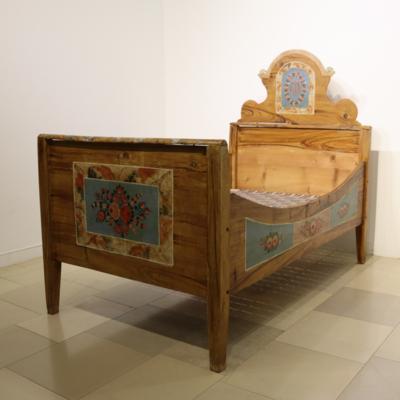 Bäuerliches Kinderbett - Umění, starožitnosti, nábytek a technika