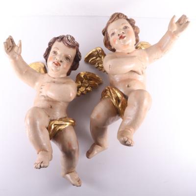 Paar große Engel in schwebender Haltung - Art, antiques, furniture and technology