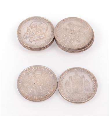 9 Münzen - Schmuck