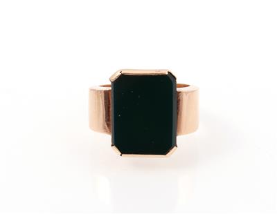 Ring - Jewellery and watches