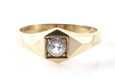 Ring - Jewellery and watches