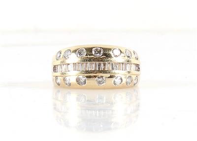 Brillant Diamant Damenring zus. ca. 1,10 ct - Jewellery and watches