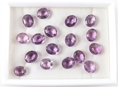 Lot lose Amethyste zus.82,3 g(17 Stück) - Schmuck und Uhren