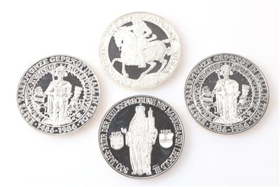 4 Silbermünzen a ATS 500,-- - Schmuck und Uhren