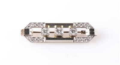 Art Deco Brillantbrosche zus. ca. 0,95 ct