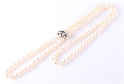 Kulturperlen Halskette mit Brillant Perlenkürzer - Schmuck und Uhren