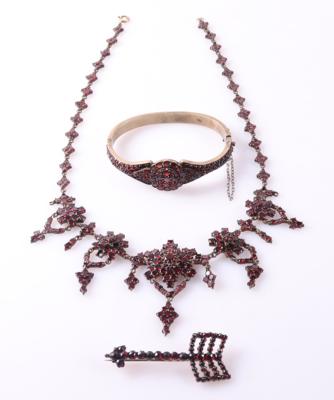 Konvolut Granatschmuck (3) - Jewellery and watches