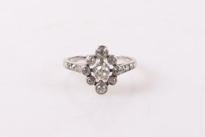 Diamant/Brillant Damenring zus. ca. 0,60 ct - Frühlingsauktion Schmuck und Uhren