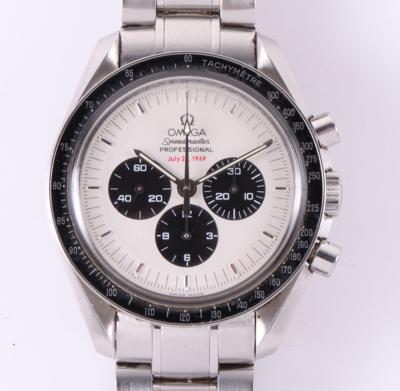 Omega Speedmaster Apollo 11 Limited Edition 589/3500 - Jarní aukce šperků a hodinek