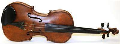 Eine Mittenwalder Geige - Musikinstrumente