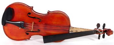 Eine französische Geige - Musikinstrumente