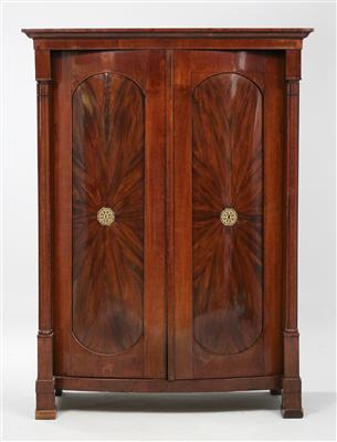 Biedermeier-Garderobeschrank, - Summer-auction