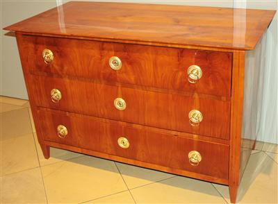 Biedermeier-Kommode, - Saisoneröffnungs-Auktion Antiquitäten & Bilder