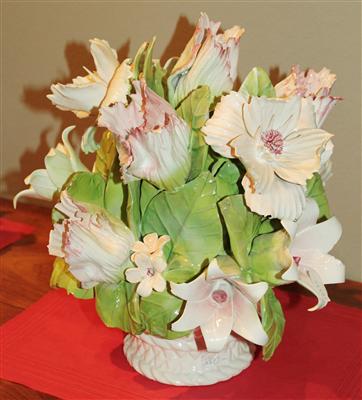 Blumenkorb, - Saisoneröffnungs-Auktion Antiquitäten & Bilder