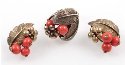 Ring und Paar Ohrclips, - Saisoneröffnungsauktion Antiquitäten & Bilder