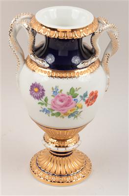 Vase mit DoppelschlangenHenkel, - Antiquitäten & Bilder