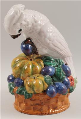 Papagei auf Früchtekorb, - Antiquitäten & Bilder