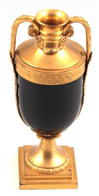 Vase mit vergoldeter Bronzemontierung, - Starožitnosti, Obrazy