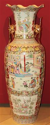 Große Famille rose-Bodenvase, - Letní aukce