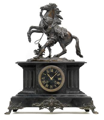 Historismus Marmorkaminuhr mit Bronze "Der Pferdebändiger" - Summer-auction