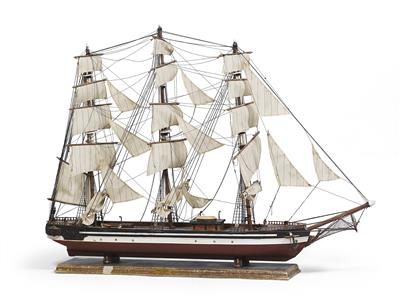 Modell eines dreimastigen Segelschiffes, - Summer-auction