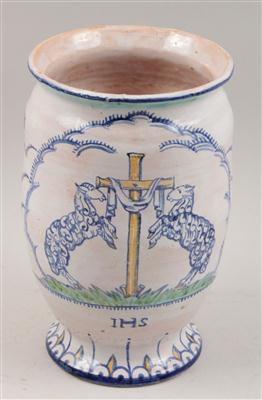 Hugo F. Kirsch, Vase mit Osterlamm, - Summer-auction