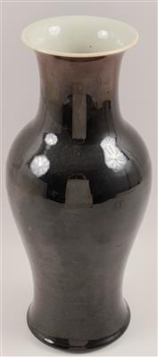"Black Mirror"-Vase, - Summer-auction