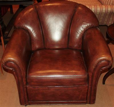Clubfauteuil im Art DecoCharakter, - Antiques and Paintings