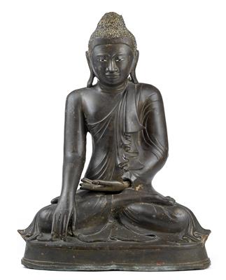 Burma: Sitzender Buddha aus Bronze, Mandalay-Typus. - Antiquariato e Dipinti